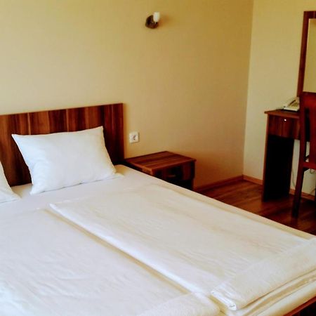 Hotel Sormester Szarvas Εξωτερικό φωτογραφία