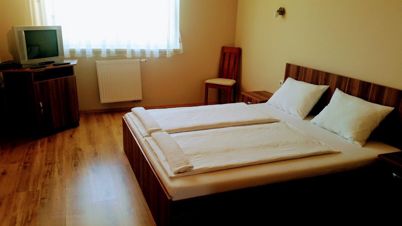 Hotel Sormester Szarvas Εξωτερικό φωτογραφία